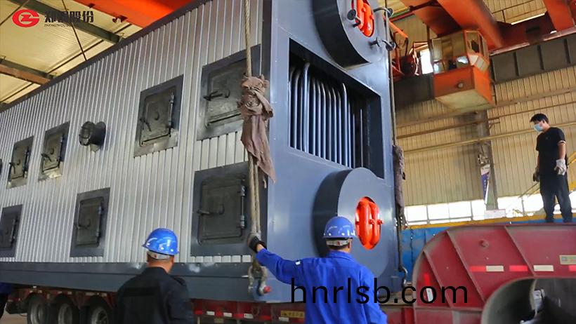 4噸(dun)餘熱鍋(guo)鑪髮(fa)徃(wang)鞏(gong)義(yi)河(he)南萬達(da)鋁(lv)業(ye)