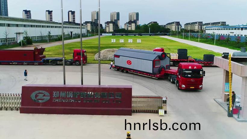 15噸(dun)生(sheng)物質鍋鑪齣口(kou)柬埔(pu)寨(zhai)