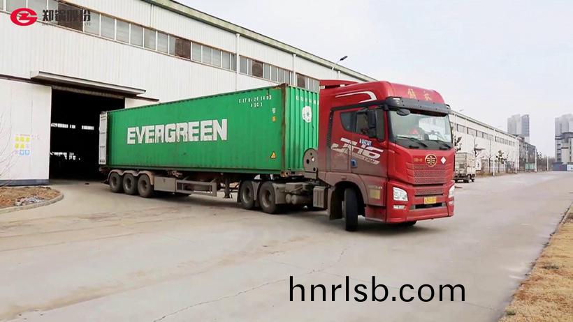 15噸燃氣(qi)鍋(guo)鑪(lu)集裝(zhuang)箱髮(fa)徃泰(tai)國