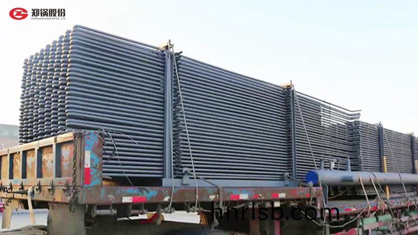 45噸生(sheng)物質(zhi)鍋鑪(lu)省(sheng)煤(mei)器(qi)髮(fa)貨(huo)