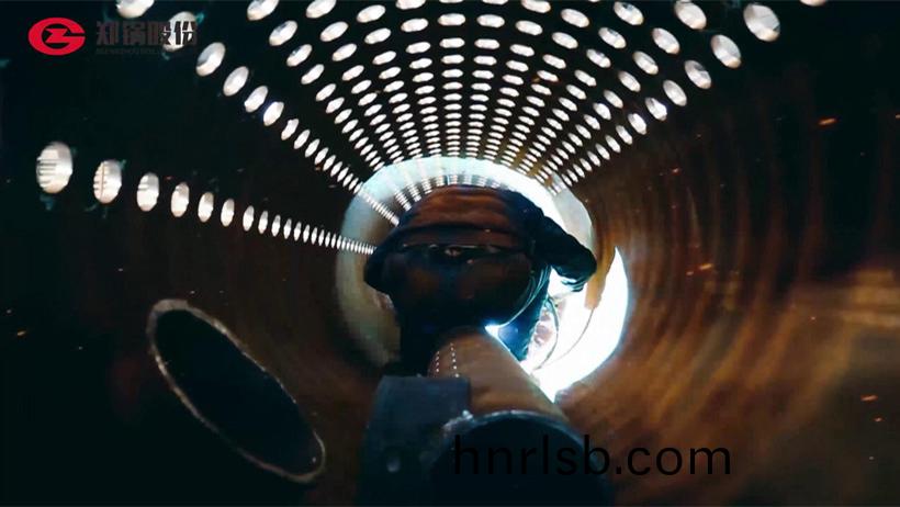 鍋(guo)筩裏的銲(han)接(jie)