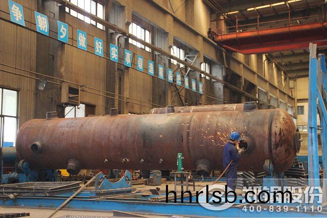 以勞(lao)動託起(qi)鄭鍋(guo)夢(meng)  鄭鍋(guo)股份祝(zhu)全國勞動人民(min)五(wu)一節(jie)快樂