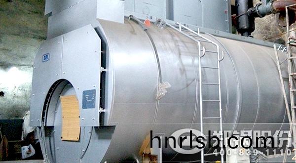 燃(ran)油(you)燃(ran)氣鍋鑪(lu)運(yun)行(xing)現場(chang)