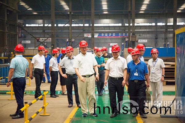 2018鍋(guo)鑪智能(neng)製(zhi)造(zao)、工(gong)藝與裝備(bei)髮(fa)展(zhan)研(yan)討(tao)