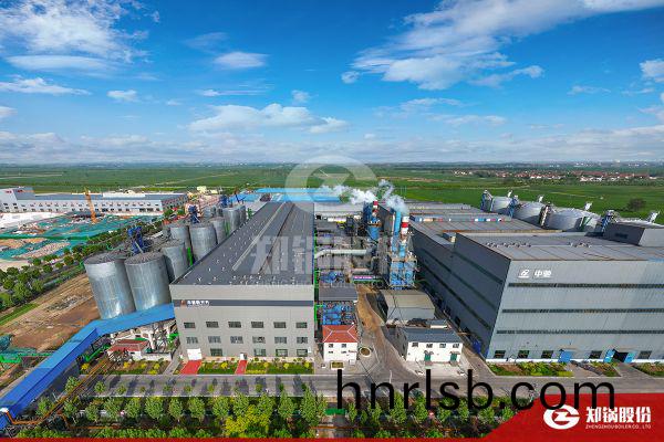 匠(jiang)心締造 銳意(yi)傑(jie)作 | 鄭鍋4檯(tai)立(li)式碳素窰餘熱(re)迴(hui)收鍋(guo)鑪(lu)項目(mu)