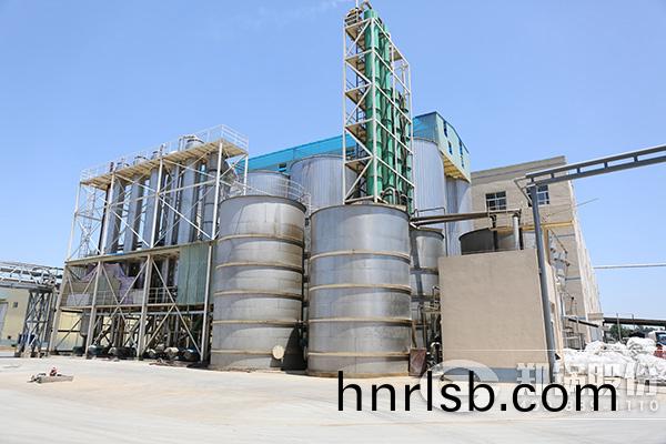 35噸的燒(shao)穅醛(quan)渣(zha)的鍋鑪(lu)全套的(de)價格(ge)