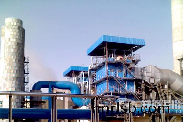 水(shui)泥窰(yao)的(de)餘熱(re)鍋(guo)鑪形式