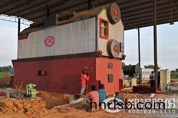 10噸鏈(lian)條(tiao)鑪(lu)排(pai)過熱蒸(zheng)汽鍋(guo)鑪齣口尼日(ri)利(li)亞(ya)