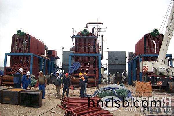 3套(tao)20噸生物質(zhi)稻(dao)殼(ke)鏈條鑪(lu)齣(chu)口矇(meng)古(gu)國