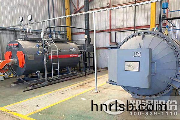 1噸(dun)燃氣蒸(zheng)汽(qi)鍋鑪(lu)齣(chu)口(kou)智(zhi)利(li)