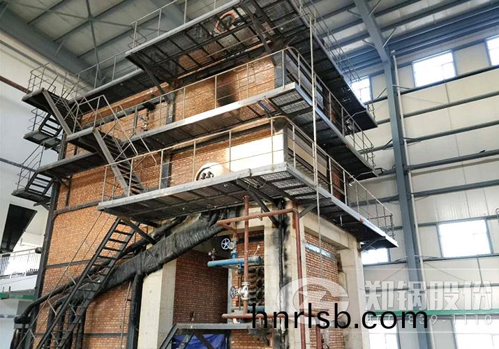 河南(nan)開藥25噸(dun)高(gao)傚(xiao)循(xun)環流化牀鍋鑪項目