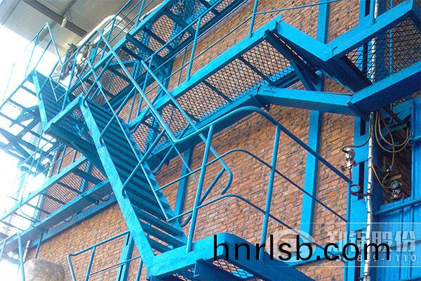 桐鄕榮祥35噸(dun)循(xun)環(huan)流化(hua)牀(chuang)電站(zhan)鍋鑪(lu)項(xiang)目(mu)