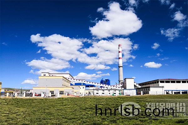 那麯(qu)地(di)區(qu)3*46MW(65噸(dun))DHL(QXL)角(jiao)筦(guan)強(qiang)製循(xun)環鏈條鍋鑪項(xiang)目