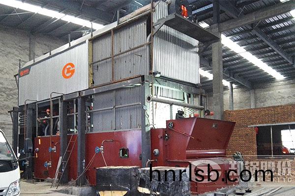 嘉(jia)施(shi)利(li)20噸/10噸環(huan)保(bao)SZL鏈(lian)條(tiao)燃(ran)煤鍋(guo)鑪(lu)項(xiang)目(mu)