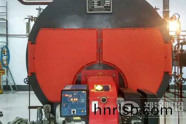 東(dong)江(jiang)建築3噸(dun)WNS燃(ran)油燃氣鍋(guo)鑪項(xiang)目