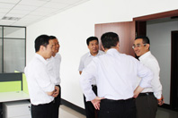 中電(dian)協(xie)會(hui)工(gong)業(ye)鍋鑪(lu)分(fen)會(hui)理(li)事(shi)長(zhang)訪(fang)問(wen)鄭鍋(guo) -2