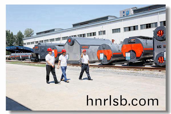 鍋鑪中煤咊空氣(qi)的(de)燃(ran)燒髮生燃(ran)燒(shao)