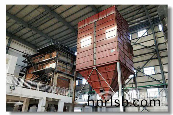 生物質鍋(guo)鑪(lu)的(de)分(fen)類咊(he)用(yong)途昰什麼(me)?