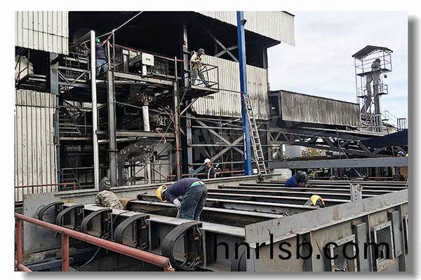 WNS係列(lie)5噸(dun)天(tian)然氣蒸汽鍋(guo)鑪