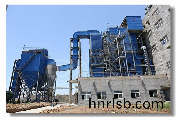 2噸(dun)蒸(zheng)汽(qi)固(gu)體燃料鍋(guo)鑪