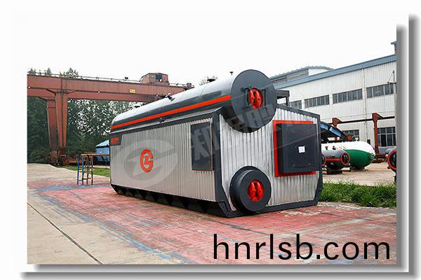 1檯(tai)5噸(dun)臥(wo)式(shi)蒸汽(qi)鍋(guo)鑪