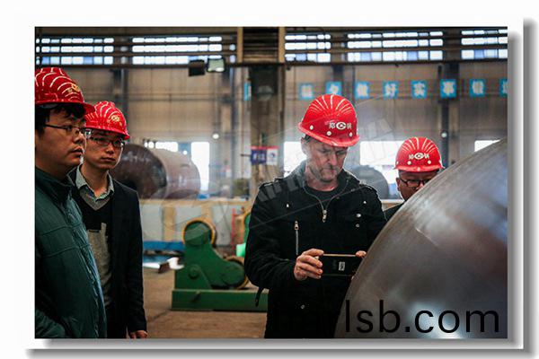 燃(ran)氣(qi)咊(he)燃油蒸汽鍋(guo)鑪油鑪泡(pao)沫廠(chang)