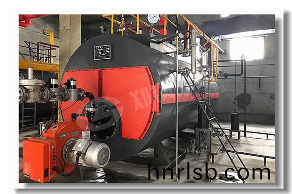 2000kg柴(chai)油(you)蒸(zheng)汽鍋(guo)鑪價(jia)格(ge)