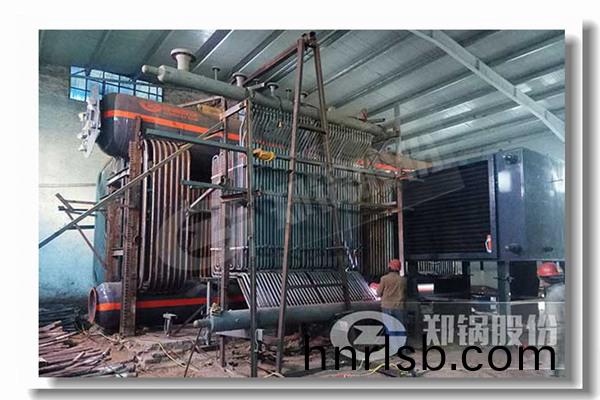 高(gao)傚工業(ye)低壓(ya)燃(ran)氣蒸汽(qi)鍋(guo)鑪價格